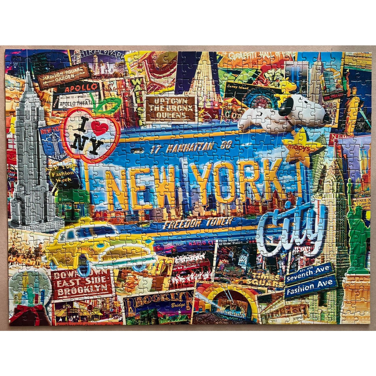 Greetings From New York - 550 Piece Jigsaw Puzzle - Image 6